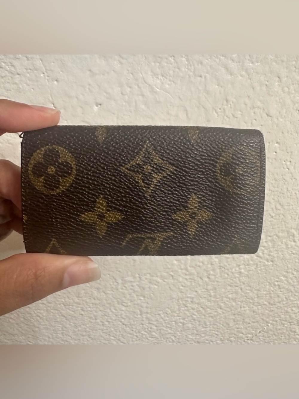 Louis Vuitton Monogram Canvas Card/ Key Holder - Picture 2 of 9